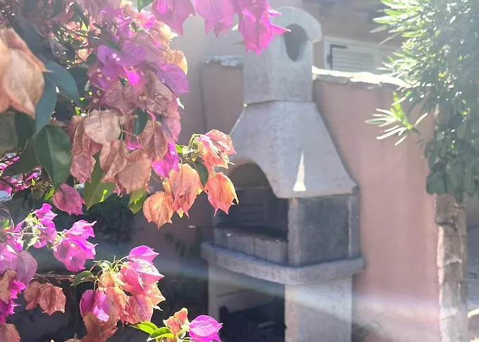 E Casette Di Santa Giulia Tatil Evi